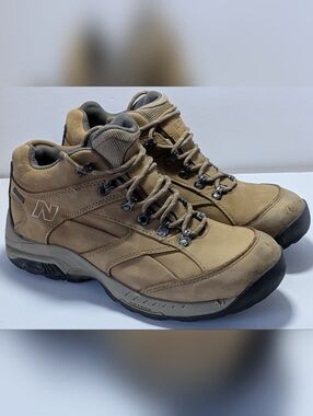 New Balance 977 Gore-Tex Hiking Boots Tan Waterproof women’s 7.5